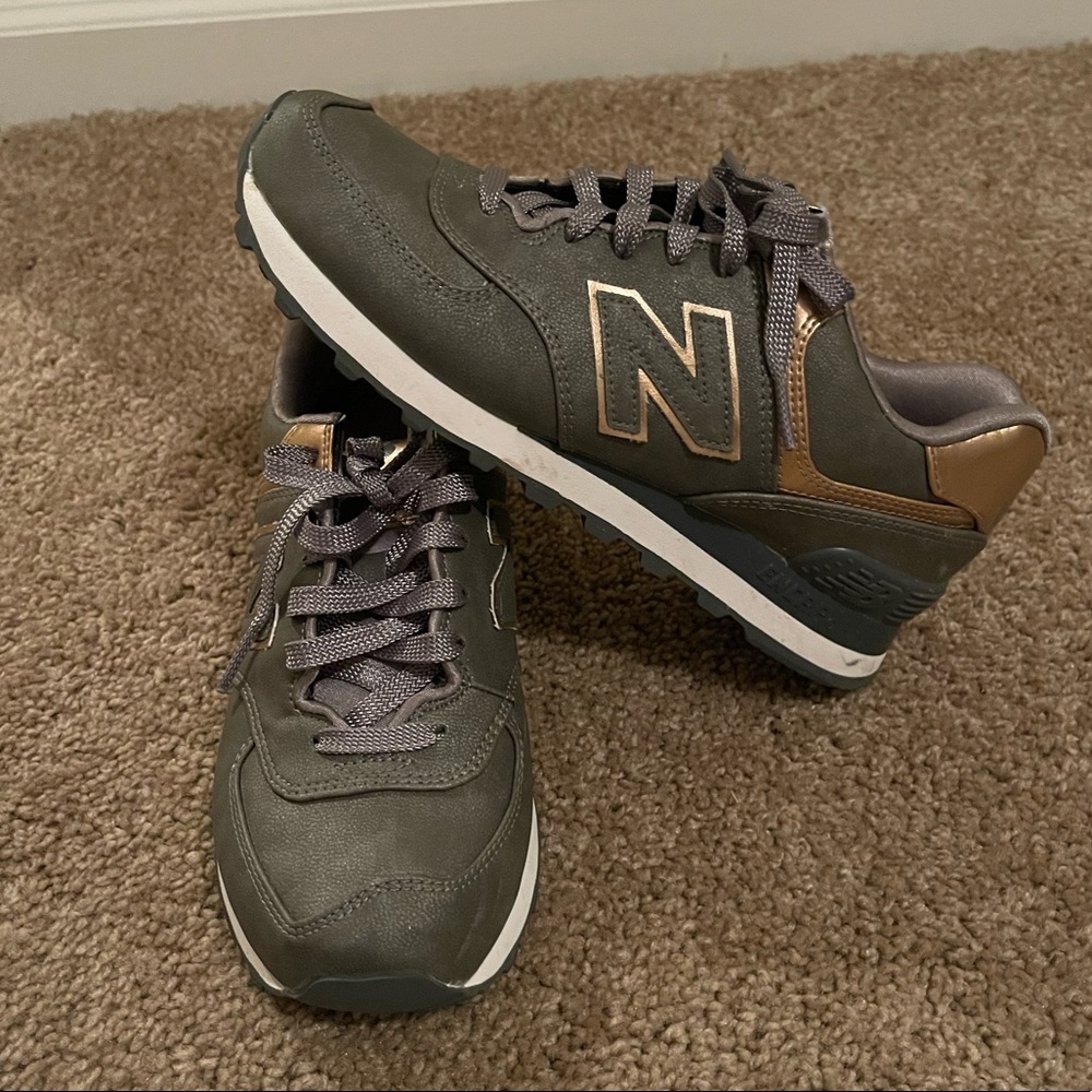 New balance shoes